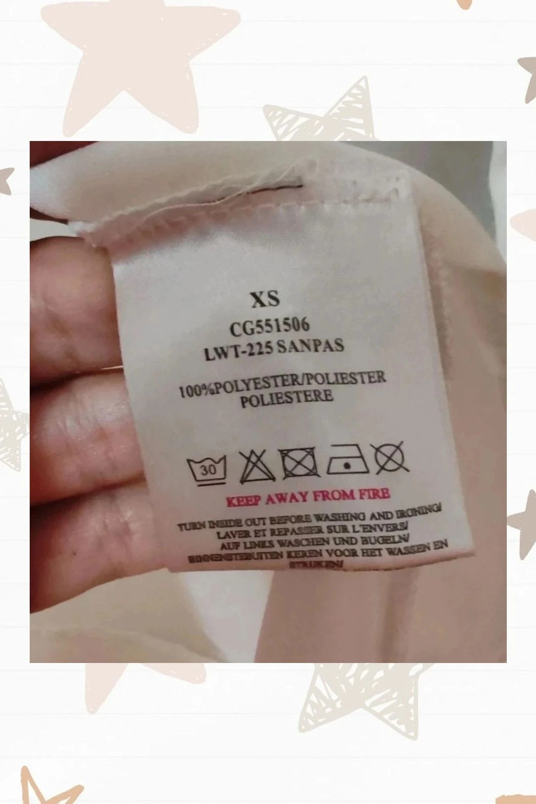 Blusa fina con detalle en cuello y puños – photo 4